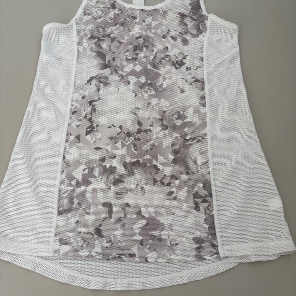 Reebok Racerback Tank Top Floral Print White Mesh Athletic Workout Gym S - Picture 6 of 9
